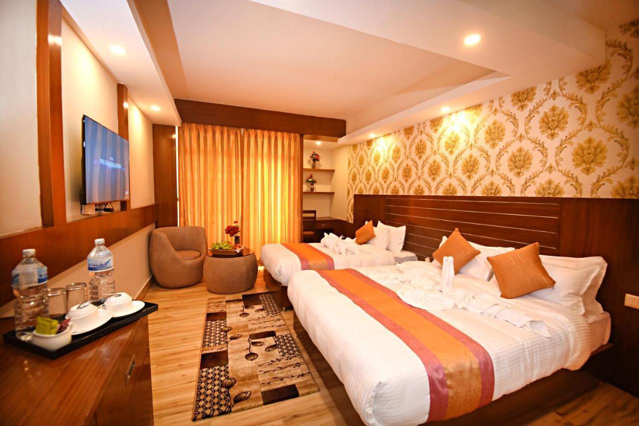Hotel Simal Катманду Экстерьер фото