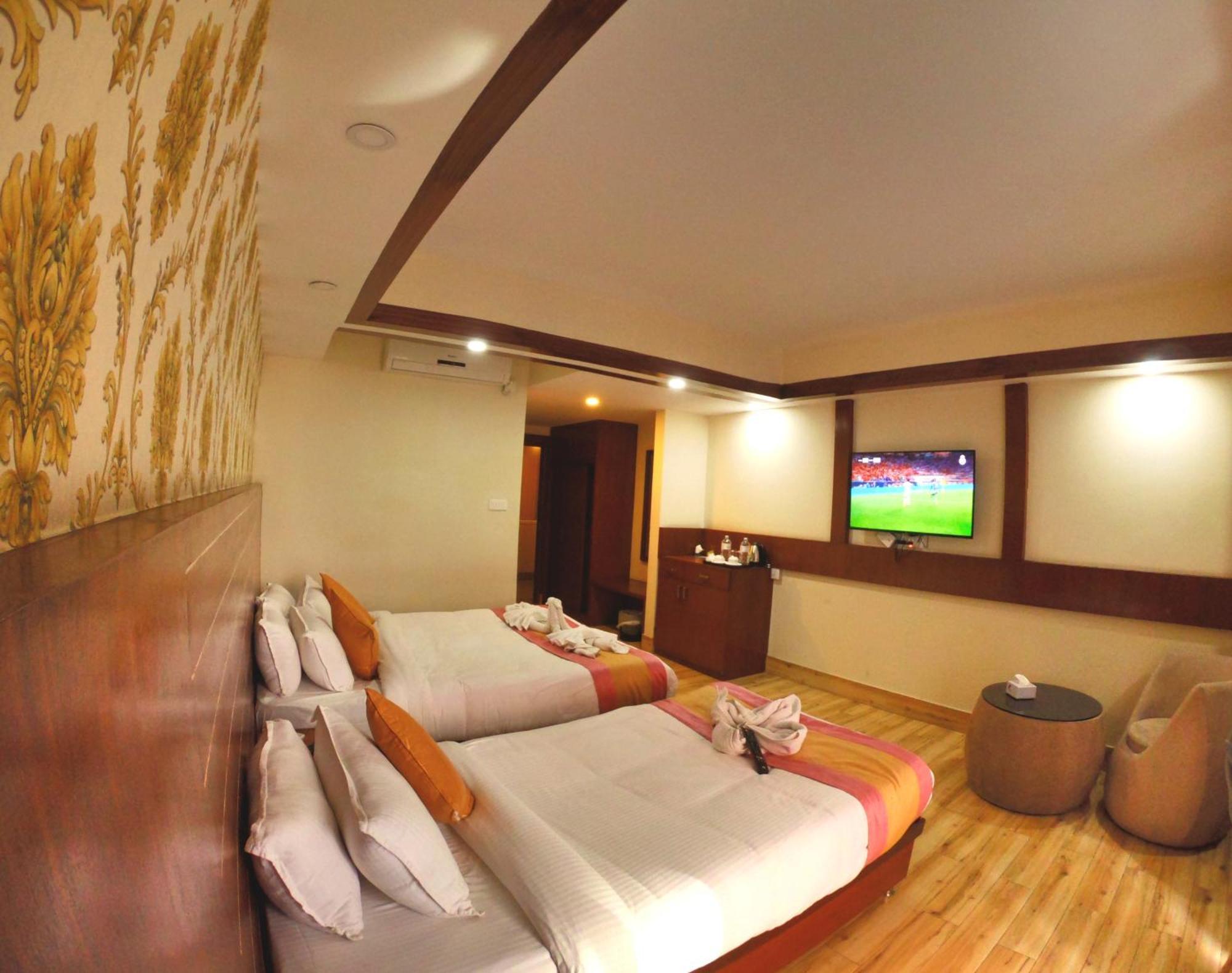 Hotel Simal Катманду Экстерьер фото